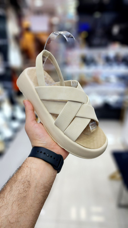 کفش کرمی تابستانی