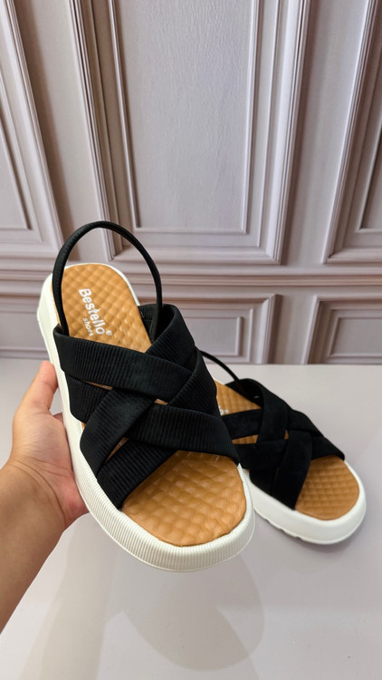 کفش مشکی تابستانی