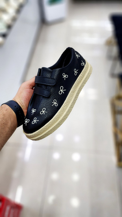 جدیدترین ونس دو چسب مشکی