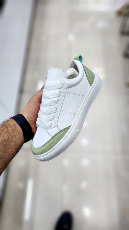 کتونی سبز و سفید دخترانه