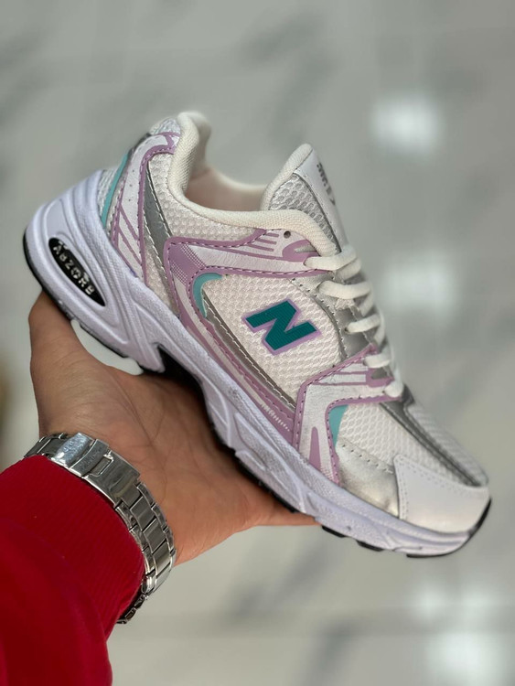 سفید بنفش اسپورت