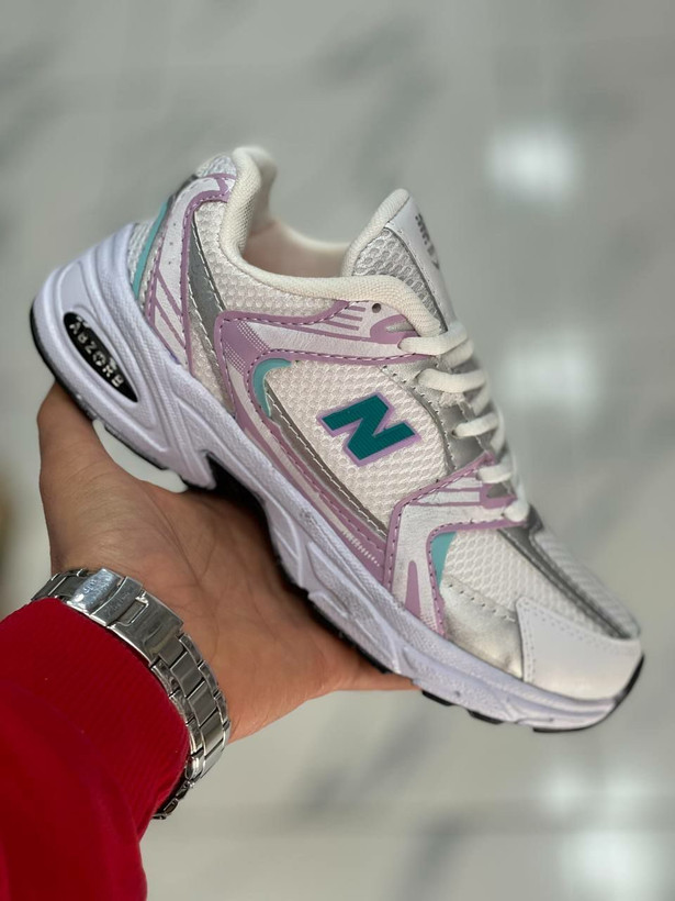 سفید بنفش اسپورت