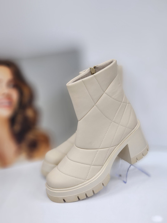 نیمبوت پاشنه بلند زنانه