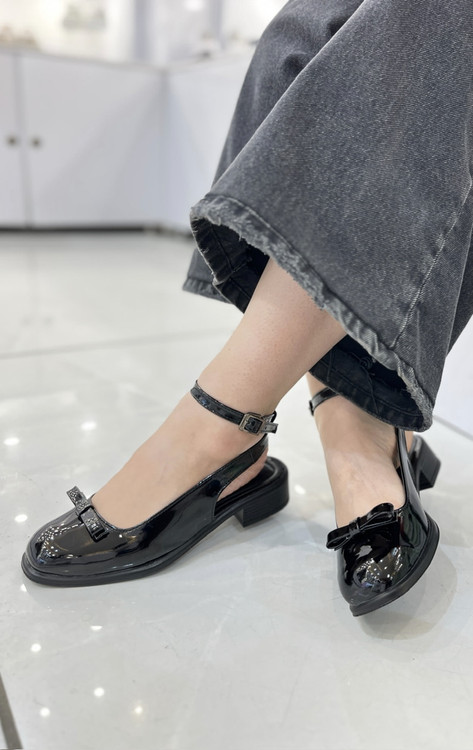 بابت دخترانه تمام مشکی