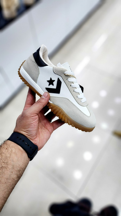 رنگ سفید مشکی جذابش