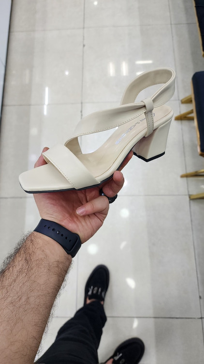 کفش پاشنه بلند عروسی