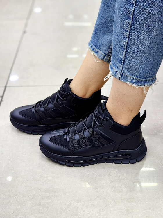 شیکترین کفش قرن