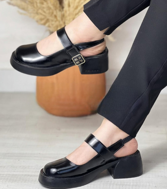 لوفر پشت بار عروسکی خاص و ترند