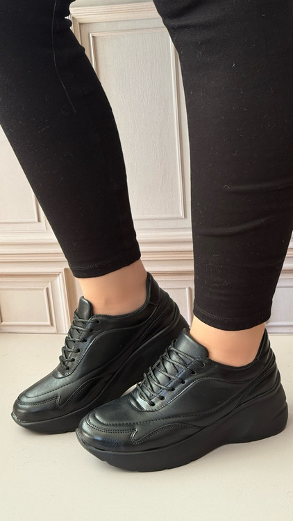 استایلیست مشکی