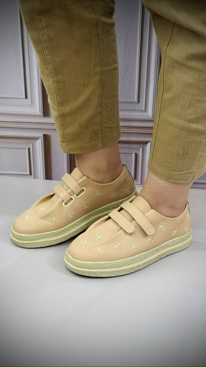 کفش دو چسب زنانه صورتی