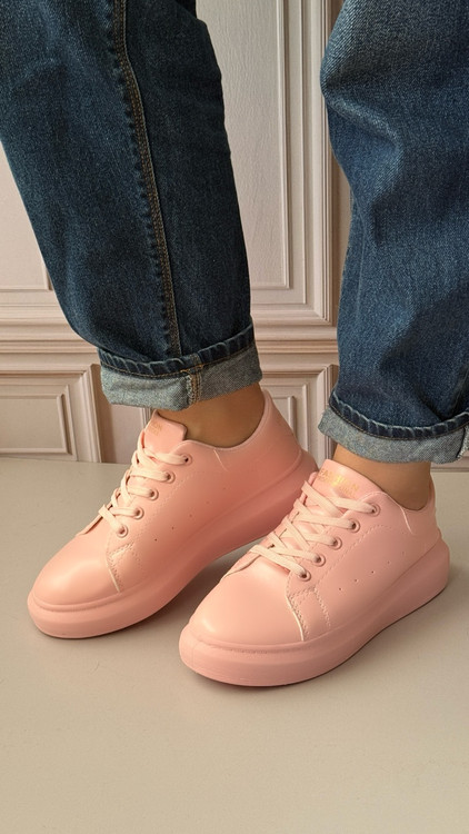 کتونی لژدار فوق العاده خاص