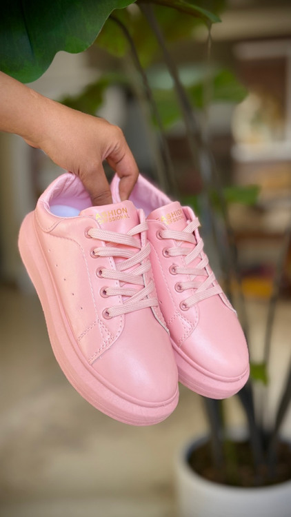 کفش سبک و راحت