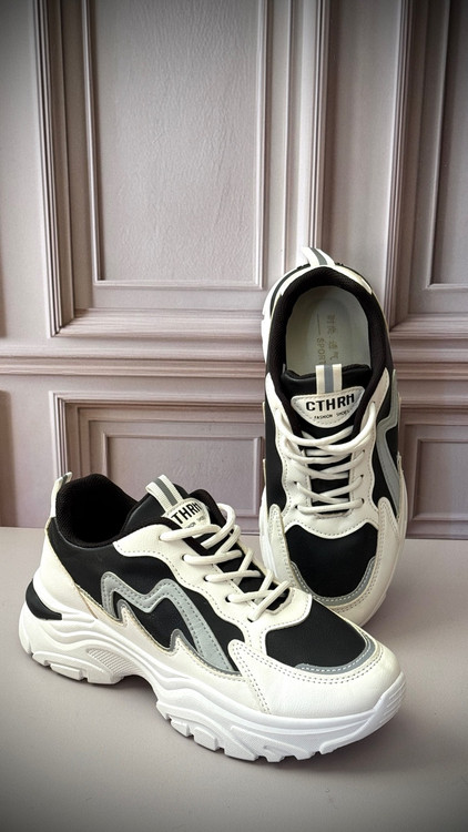 کتونی لژدار فوق راحتی درجه یک خارجی