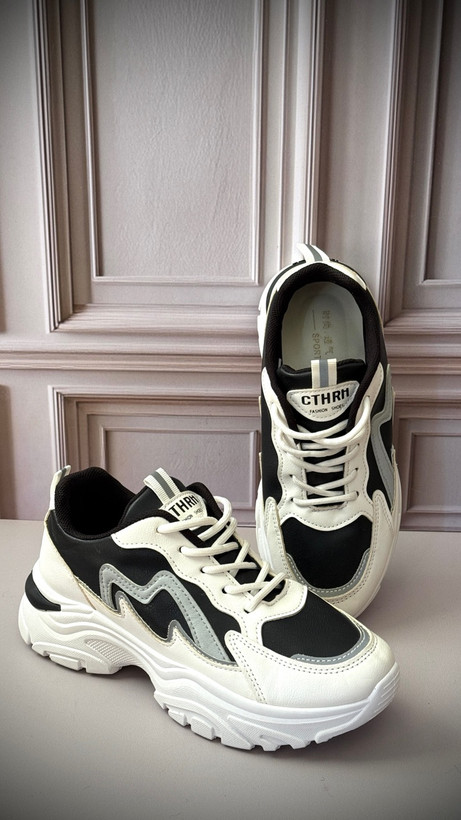 کتونی لژدار فوق راحتی درجه یک خارجی