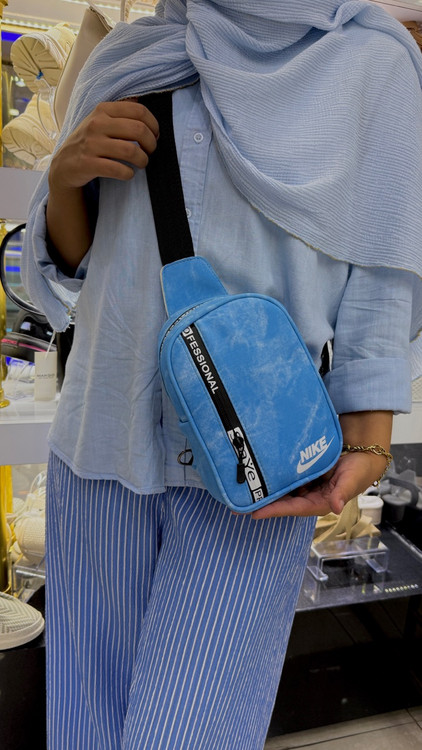 کیف دوشی نایکی برزنتی قابل شستشو