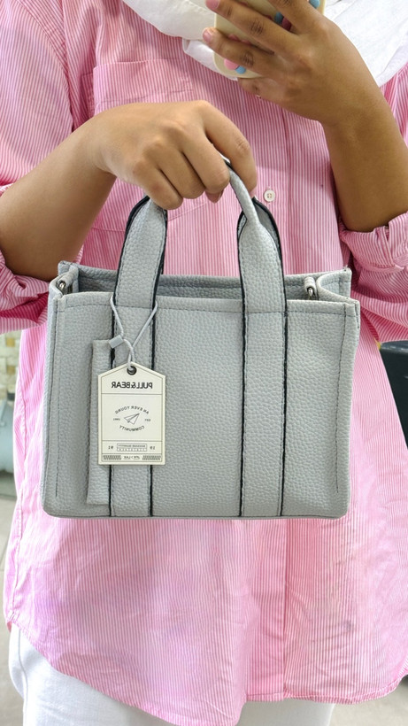 کیف دستی و دوشی مارکدار