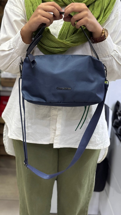 کیف برزنتی قابل شستشو رنگ سرمه ای