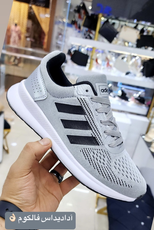 اسپرت ادیداس رنگ طوسی