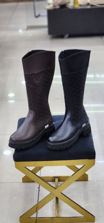 کفش تبریز با طراحی بروز و حرفه ای