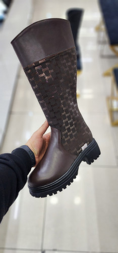 چکمه رنگ قهوه ای ترند سال با اختلاف