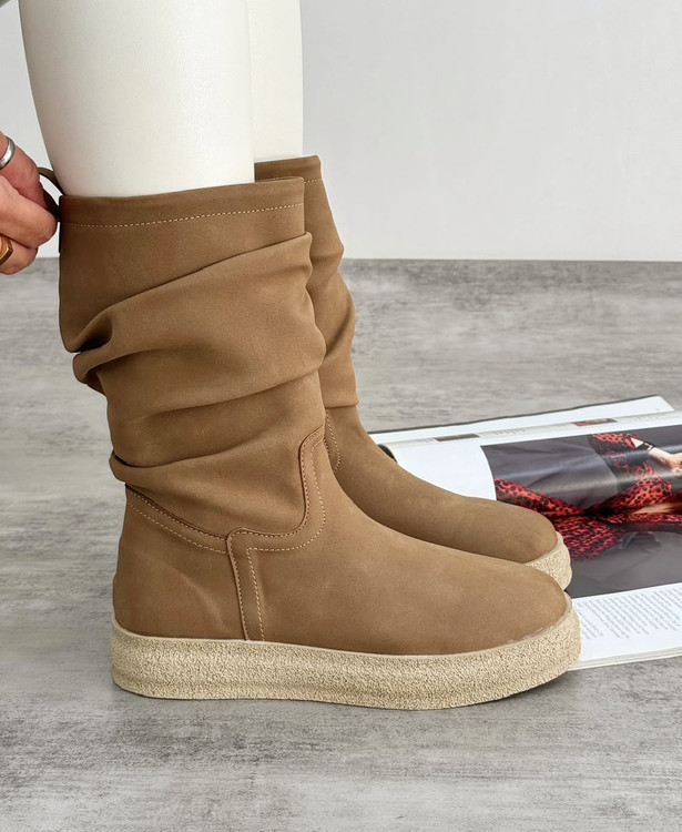 تولید و پخش چکمه های زمستانی ترک