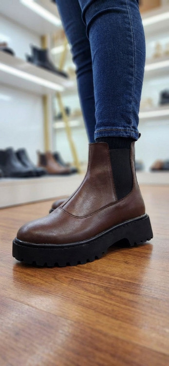 لژدار دخترانه قهوه ای