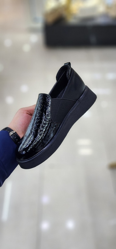 راحتی و زیبایی در یک کفش بسیار عالی