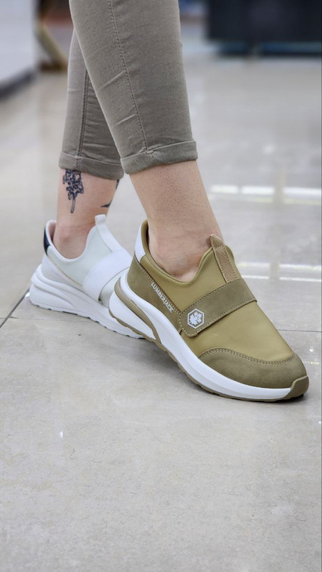 کفشی برای پیاده روی طولانی مدت