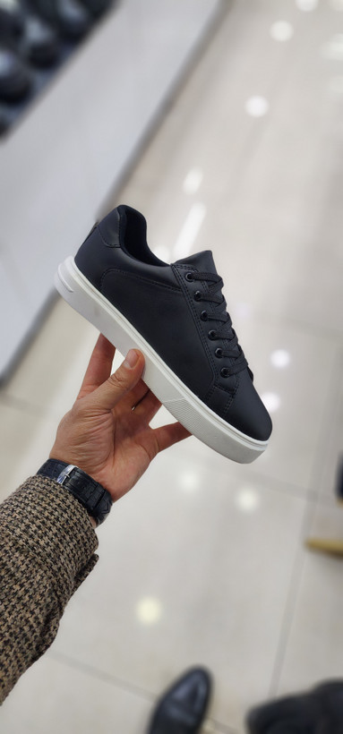 ونس مارکدار برای شیک پوشان