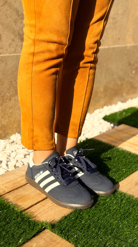 سرمه ای اصلی ترین رنگ امسال