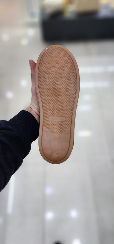 کفش عیدتو از ما تهیه کن با قیمت ارزان