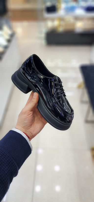 کفش لژدار دخترانه برای استفاده روزانه