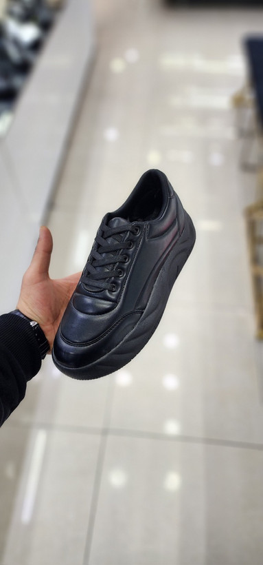 کفش تمام مشکی دخترانه برای روزانه