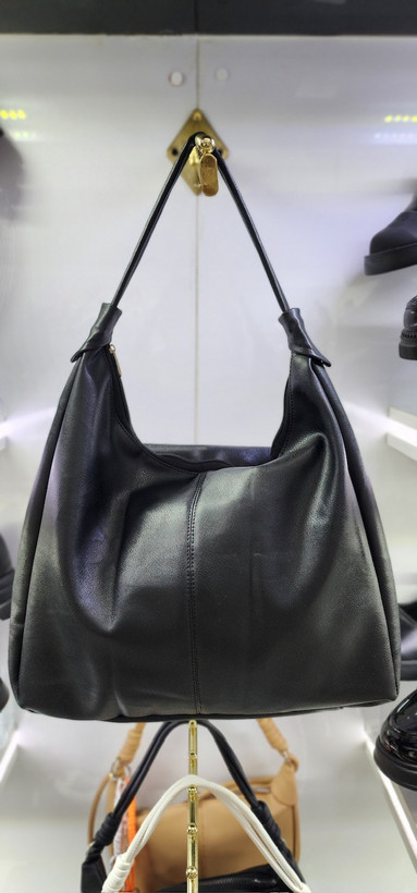 کیف دوشی دخترانه رنگ مشکی