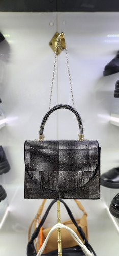 کیف مجلسی دخترانه رنگ مشکی نگین دار