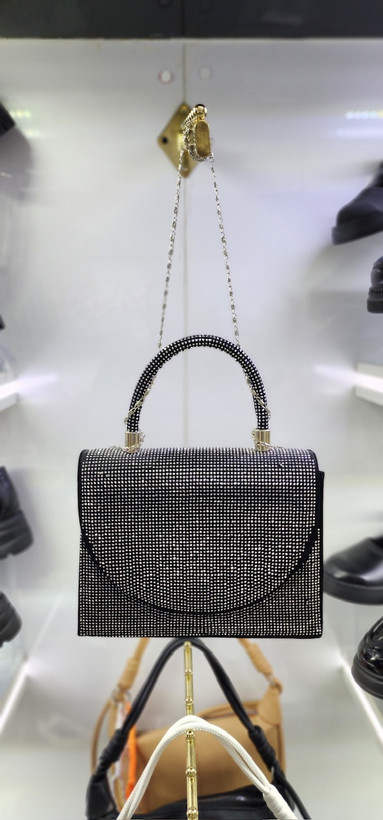 کیف مجلسی دخترانه رنگ مشکی نگین دار