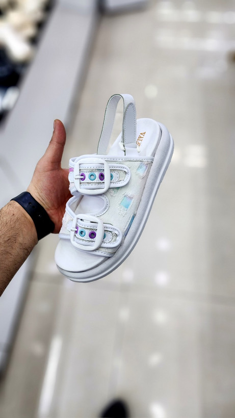 صندل تابستانی لژدار دخترانه رنگ سفید