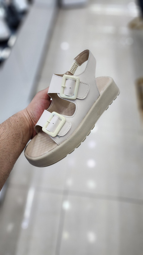 رنگ کرمی برای استفاده روزمرگی