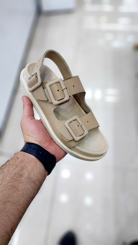 کفش صندل کرمی برای روزمرگی