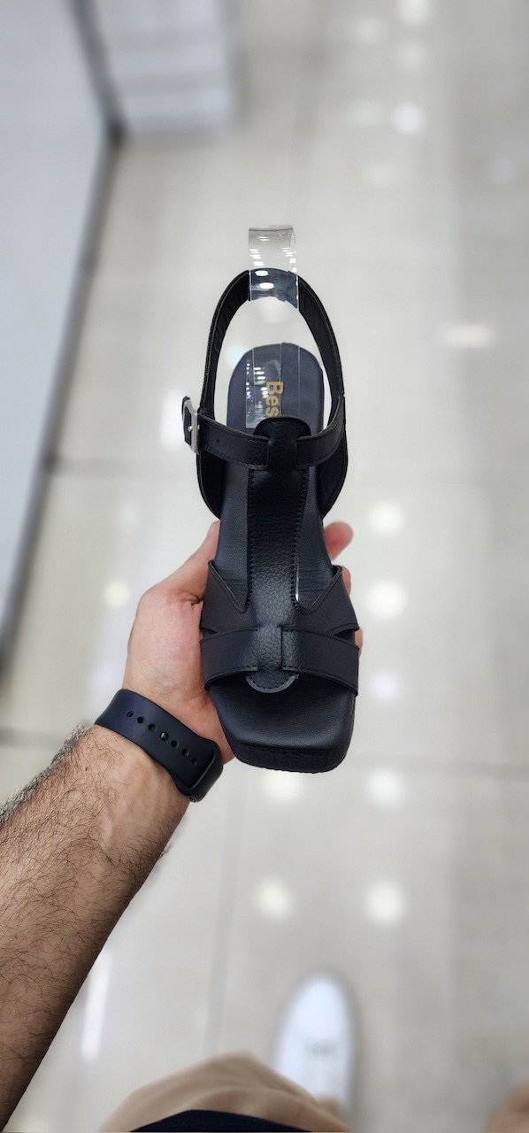صندل تابستانی رنگ مشکی لژدار دخترانه