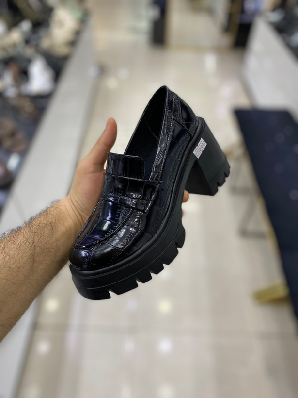 لوفر کلاسیک چرم سنگی زنانه
